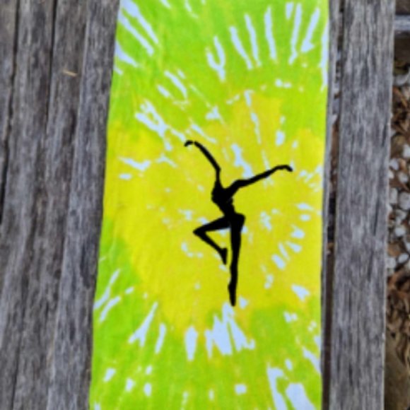 LAST ONE! NEW Dave Matthews Band Tie Dye Pool Beach Towel BLUE GREEN YELLOW DMB - Picture 4 of 8